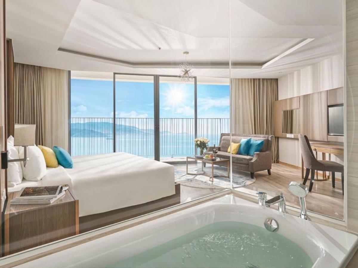 Panorama Central Nha Trang- Vietnam'S Highest Infinitive Rooftop Pool 外观 照片